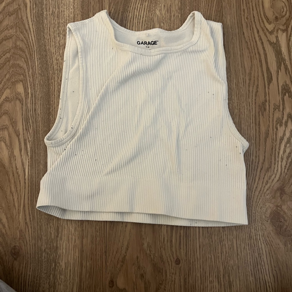 White Basic Garage Tank